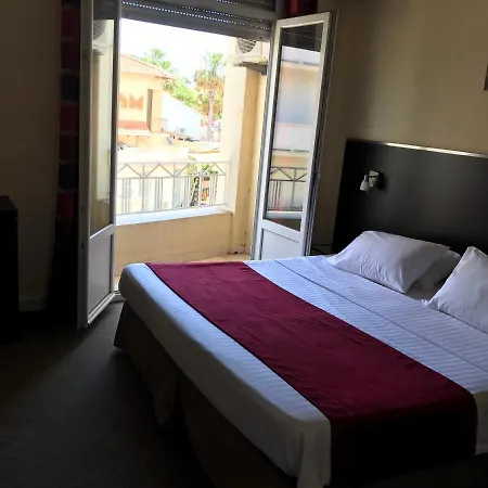 Hotel Savoy