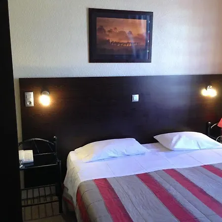 Hotel Savoy 2*
