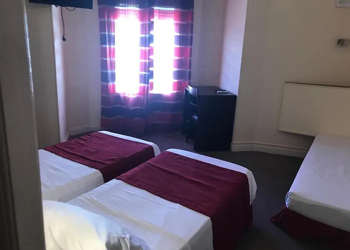 Отель Savoy 2*
