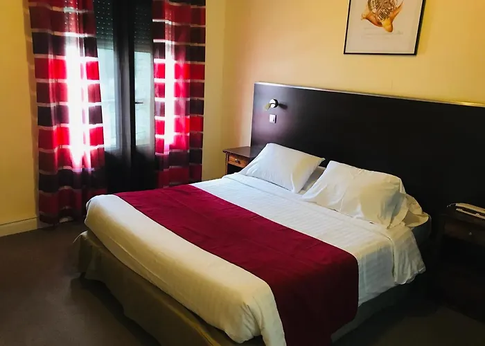 Savoy Отель