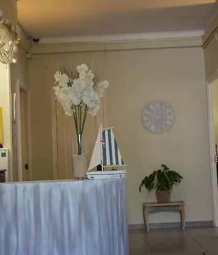 Savoy Отель 2*