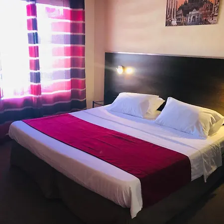 Ξενοδοχείο Savoy 2*