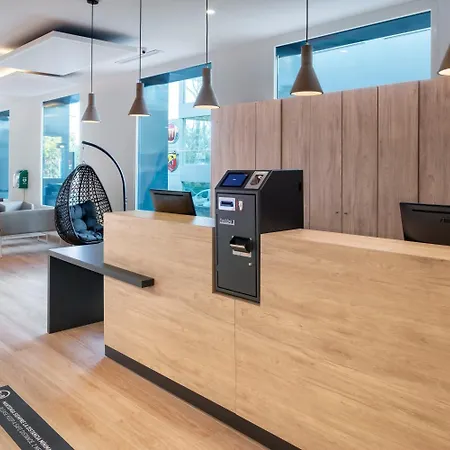 Savoy 2* アンティーブ