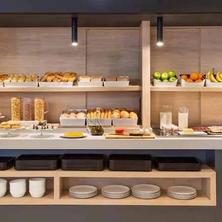 Ξενοδοχείο Savoy 2*