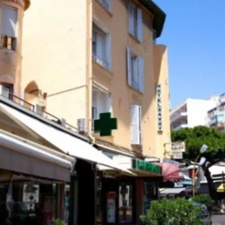 Savoy 2* Αντίμπ