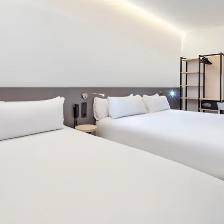 Savoy 2*