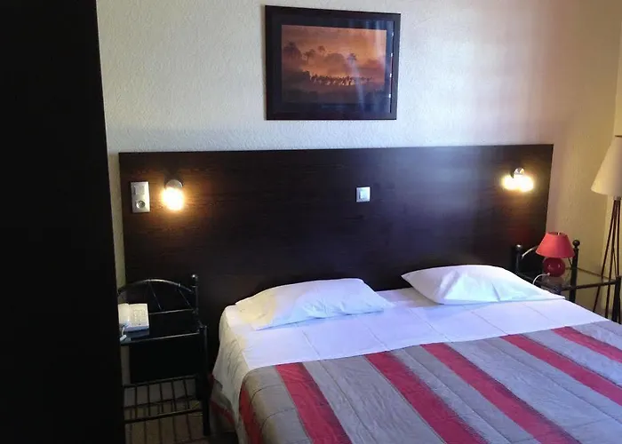 Hotel Savoy 2*
