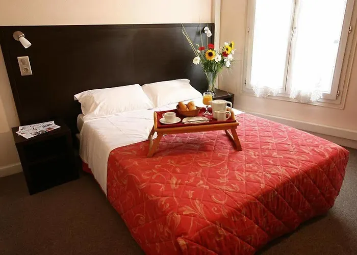 Savoy 2*