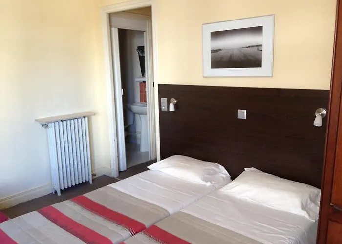 Hotel Savoy 2*
